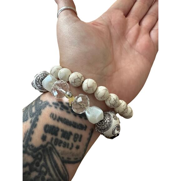 Pair of Black and White Stone and Glass Stretch Bracelets - Picture 7 of 7